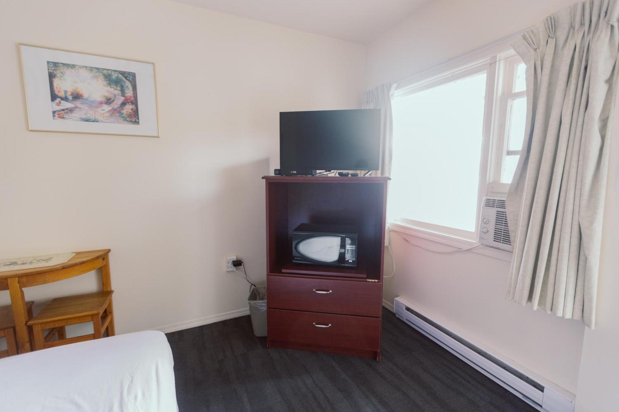 Beachside Motel Penticton Luaran gambar