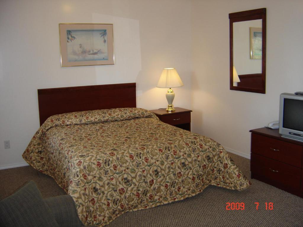 Beachside Motel Penticton Luaran gambar